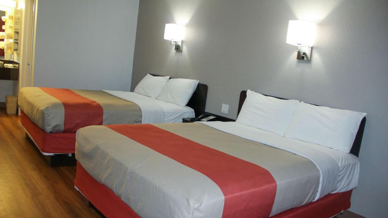 Motel 6-Fayetteville, AR Eksteriør billede