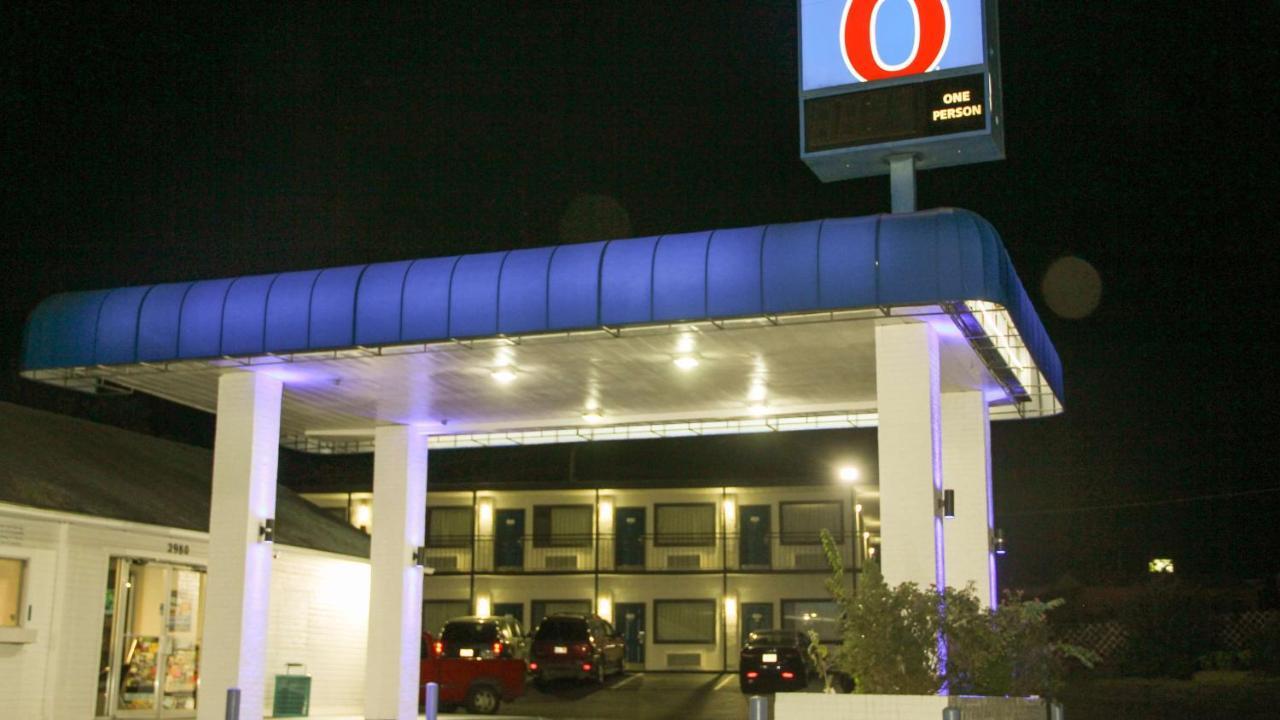 Motel 6-Fayetteville, AR Eksteriør billede